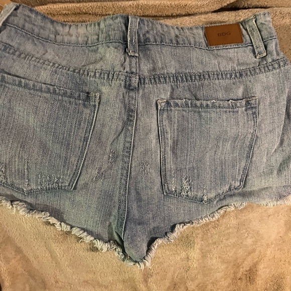 BDG SHORTS SIZE 29 - Picture 3 of 4